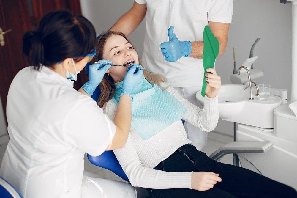 Signs You Need Professional Dental Hygiene Services